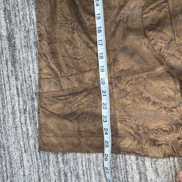 Elementz SZ 1X Women’s Soft Brown Faux Suede Ruffle Full Zip Lined Light Jacket - Picture 5 of 7